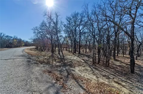 30 Ehret Lane, Runaway Bay, TX 76426