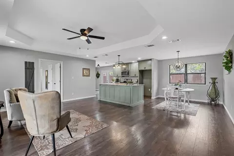 4001 7th St, Mineral Wells, TX 76067