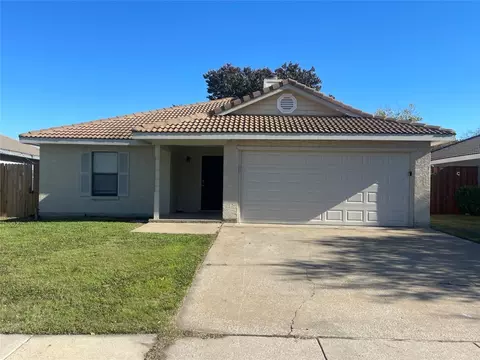 3517 Alexandria Dr, Arlington, TX 76015