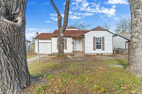809 Woodland Dr, Garland, TX 75040