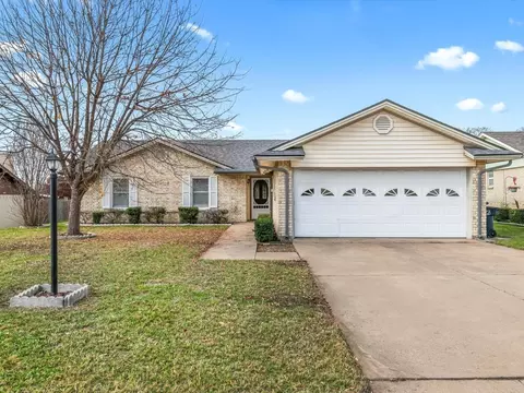 3008 Choctaw Trl, Fort Worth, TX 76116