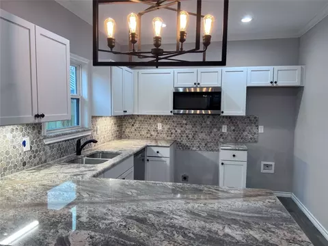 405 N Dallas St, Rice, TX 75155