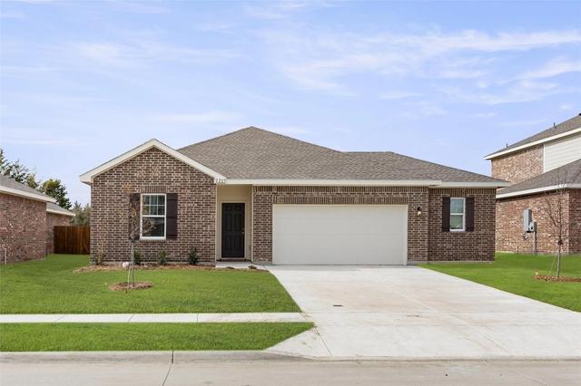 2205 Frio River Rd, Glenn Heights, TX 75154