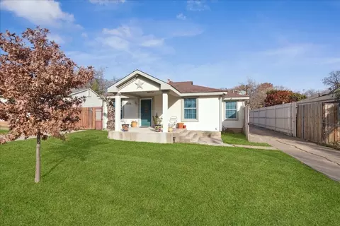 4978 Thurston Rd, River Oaks, TX 76114