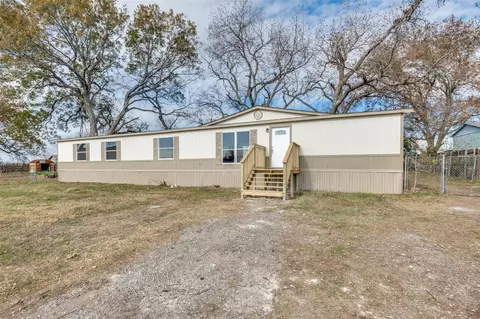 360 Rocky Dr, Waxahachie, TX 75167