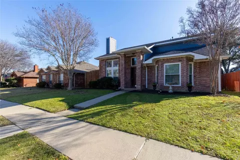 821 Stone Trail Dr, Flower Mound, TX 75028