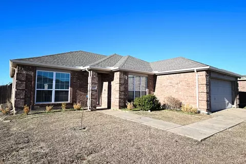 108 Cherokee Dr, Forney, TX 75126