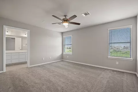 3040 Shire Dr, Mesquite, TX 75150