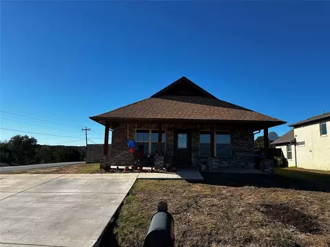 2318 Woodview Trl, Granbury, TX 76048
