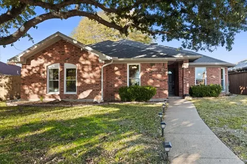 1057 Surrey Cir, Wylie, TX 75098