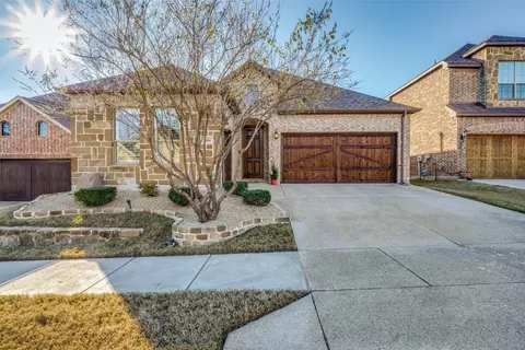 2904 Bella Lago Dr, Denton, TX 76210