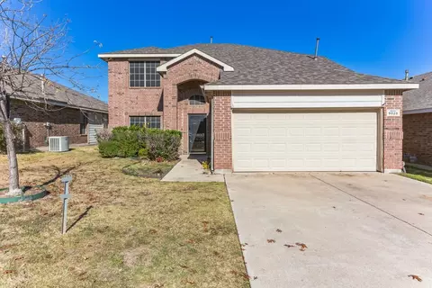 9828 Autumn Sage Dr, Fort Worth, TX 76108