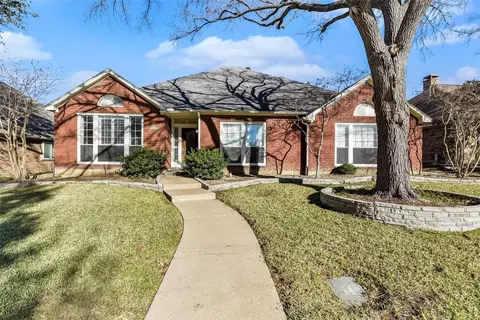 2107 Belclaire Dr, Carrollton, TX 75006