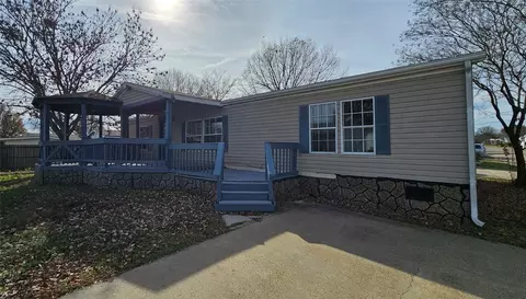 708 Park Creek Ave, Forney, TX 75126