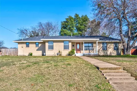 537 Francis St, Lancaster, TX 75146