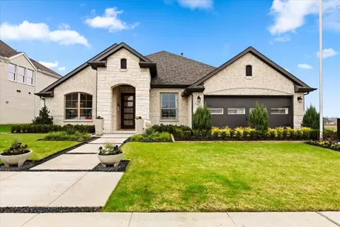 617 Red Maple Rd, Waxahachie, TX 75165