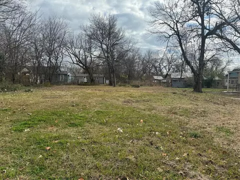 210-214 E College St #214, Sherman, TX 75090
