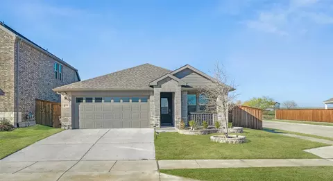 5600 Castle Peak Bnd, Fort Worth, TX 76126