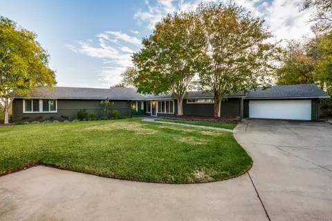 509 Emily Dr, Lakeside, TX 76108