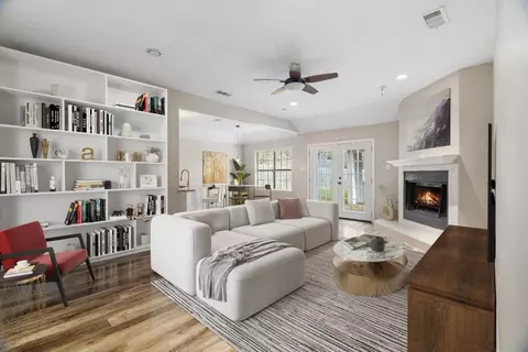 1018 Alexander St, Irving, TX 75061