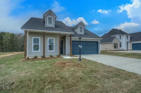 246 Woodcrest Dr, Stonewall, LA 71078