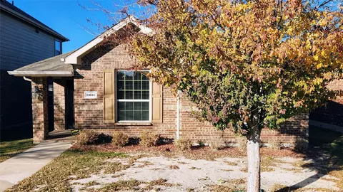 8440 Gentian Dr, Fort Worth, TX 76123