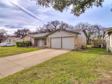 6416 Melinda Dr, Forest Hill, TX 76119