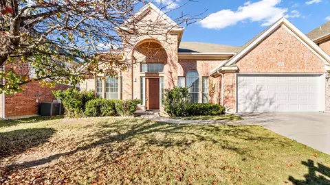 4632 Ocean Dr, Fort Worth, TX 76123
