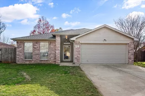 6002 Alta Verde Ct, Arlington, TX 76017
