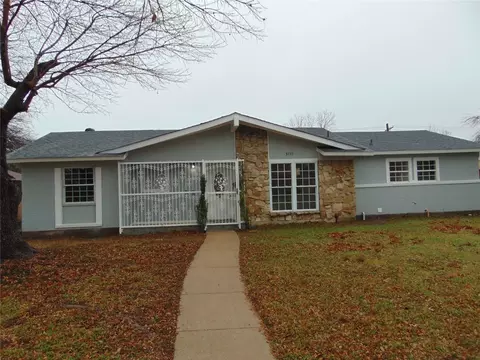 3730 Hillsdale Ln, Garland, TX 75042