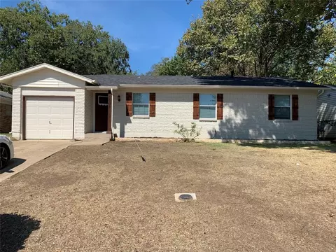 4404 Sahara Pl, Fort Worth, TX 76115
