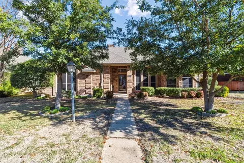 1400 Paula Ln, Mesquite, TX 75149