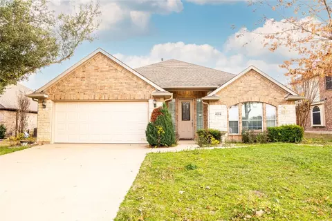 4604 Woodcrest Ln, Mansfield, TX 76063