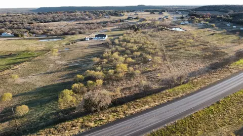 180 Brazos West Dr, Mineral Wells, TX 76067