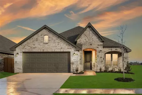 4416 Norcross Ln, Crowley, TX 76036