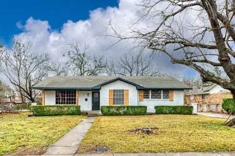 520 Terrace Dr, Desoto, TX 75115