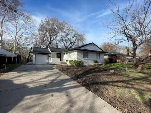 10213 Estacado Dr, Dallas, TX 75228