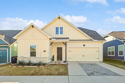 2020 Chandler Dr, Denton, TX 76209