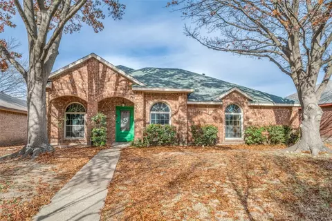 7131 Rothland St, Dallas, TX 75227