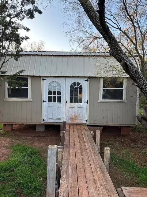 1149 Marc St #A, Buffalo Gap, TX 79508