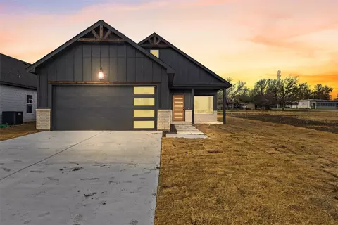 704 Ross St, Hillsboro, TX 76645