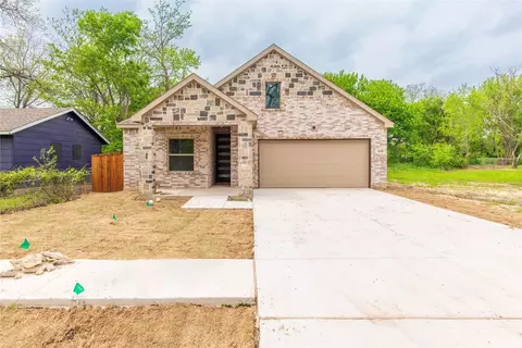 408 S Medora St, Terrell, TX 75160