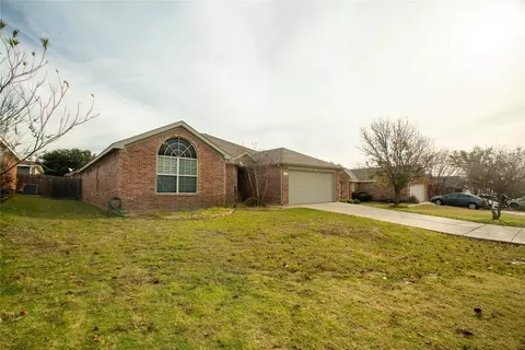 1714 Country Crest Ln, Mansfield, TX 76063