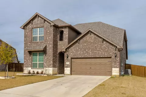 2721 Lazy Pine Ln, Arlington, TX 76001