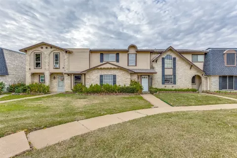 2305 Blue Sage Ln, Arlington, TX 76014