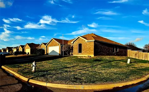 1700 La Caya Dr, Mansfield, TX 76063