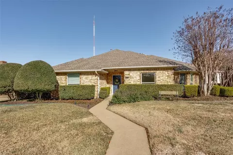 1108 Magnolia Dr, Carrollton, TX 75007
