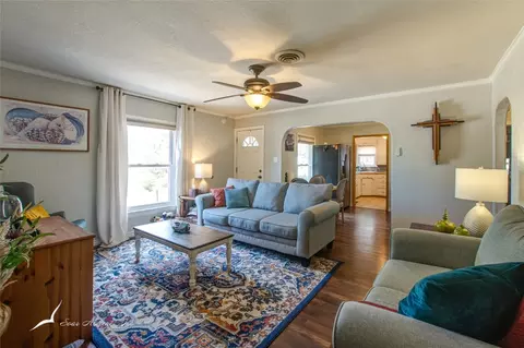 1408 E 12th St, Sweetwater, TX 79556