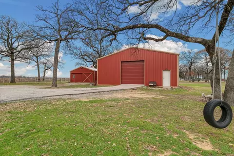 Exterior - 2339 E Blackjack Rd, Pilot Point, TX 76258 photo 7 of 10
