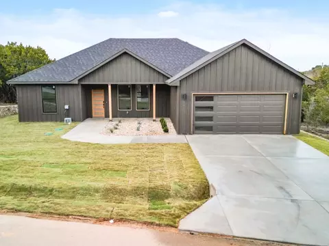 5311 Stonegate Cir, Granbury, TX 76048